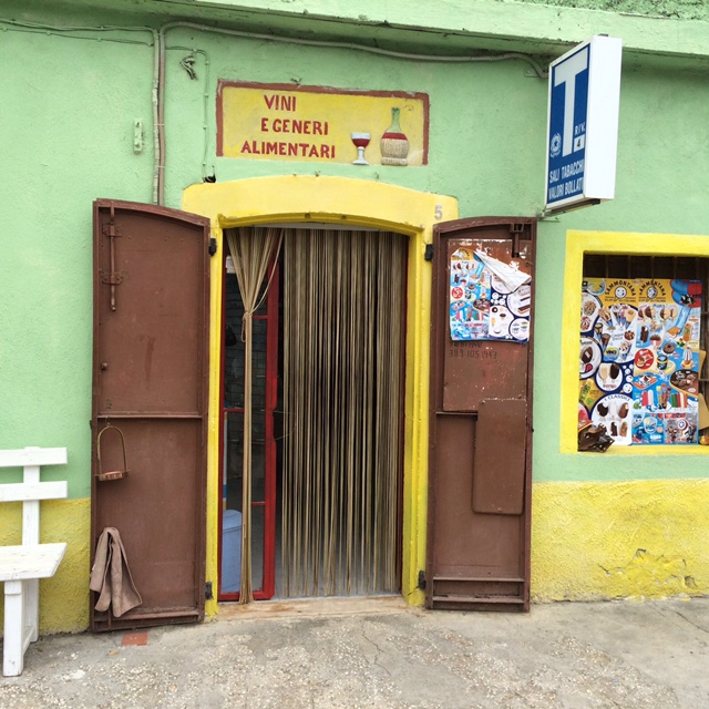 Rapina Alla Tabaccheria Ecco Chi Sono I Malviventi Uno Non Ha Nemmeno