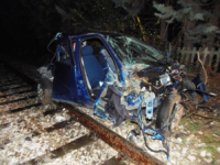 Pozzilli, treno travolge auto al passaggio a livello