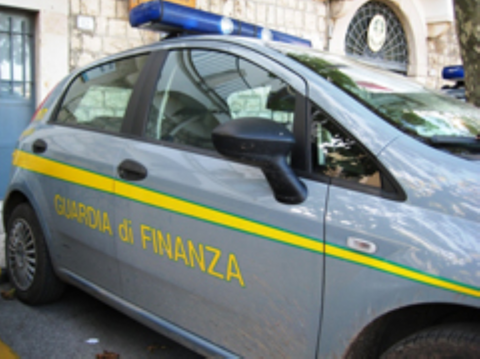 Centinaia di auto vendute in nero, smascherato concessionario di Termoli