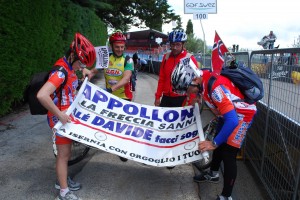 I tifosi con lo striscione