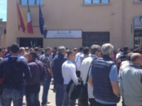 Termini Imerese, ex operai Fiat occupano l’Agenzia delle Entrate