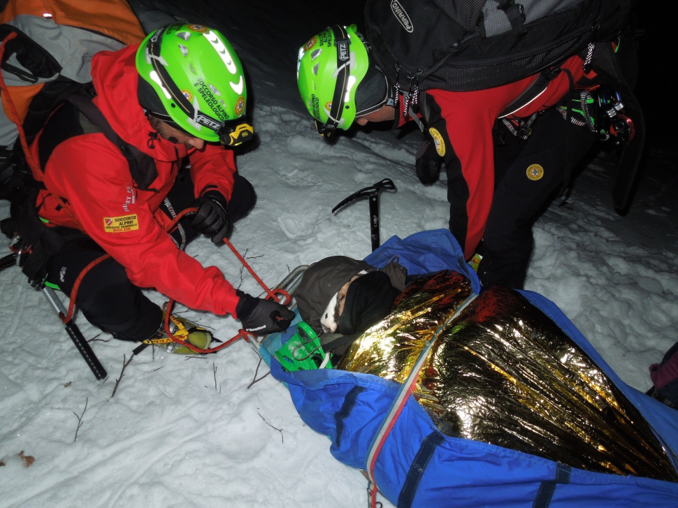 Precipita in un burrone, salvato dal Soccorso Alpino