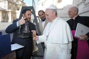 La campane di Agnone suonano per il Papa