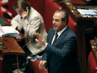 Lavoratori Dec, Di Pietro porta il caso in Parlamento