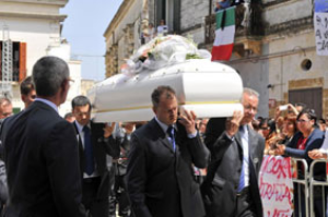 Anche il Molise piange ai funerali di Melissa