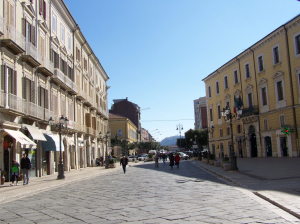 Piazza Pepe chiusa, lunedì incontro in Comune