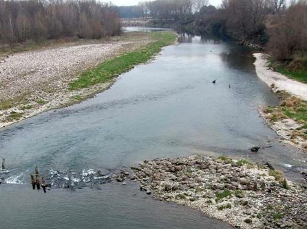 Volturno a rischio esondazione, autorità immobili