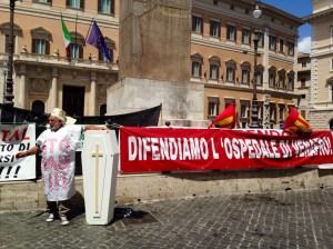 Ss Rosario, sit in del Comitato a Roma