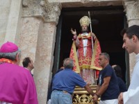 A Termoli la processione a mare di San Basso