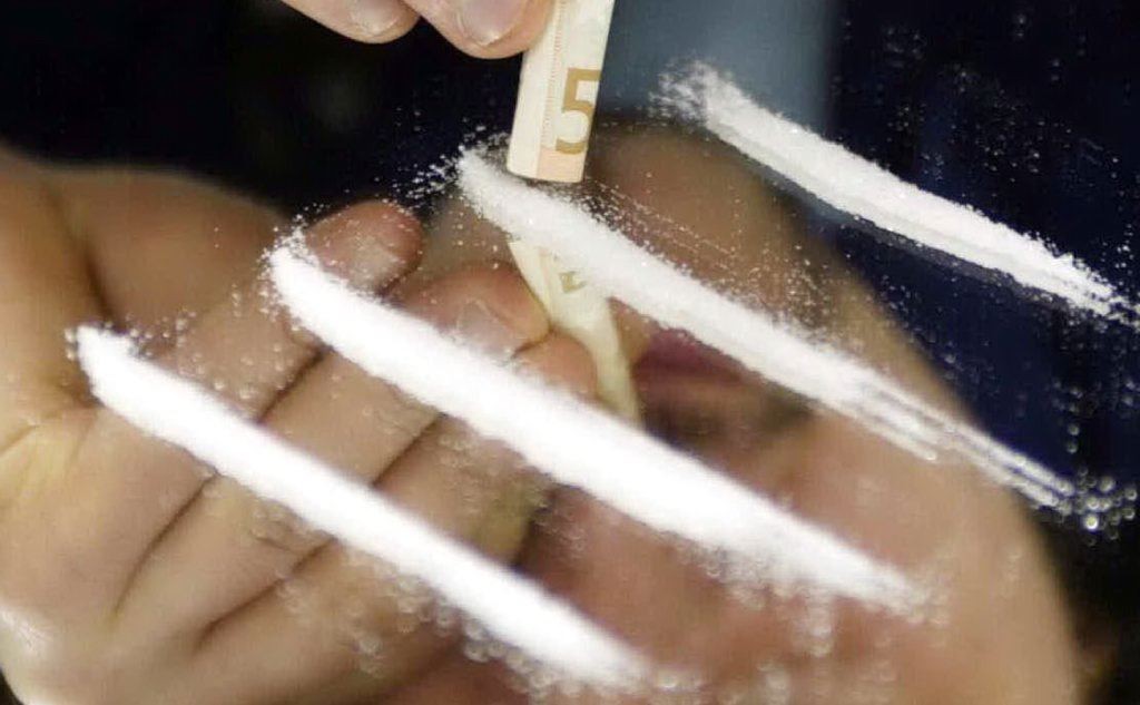 Ragazzino intossicato dalla cocaina, la Polizia identifica i pusher