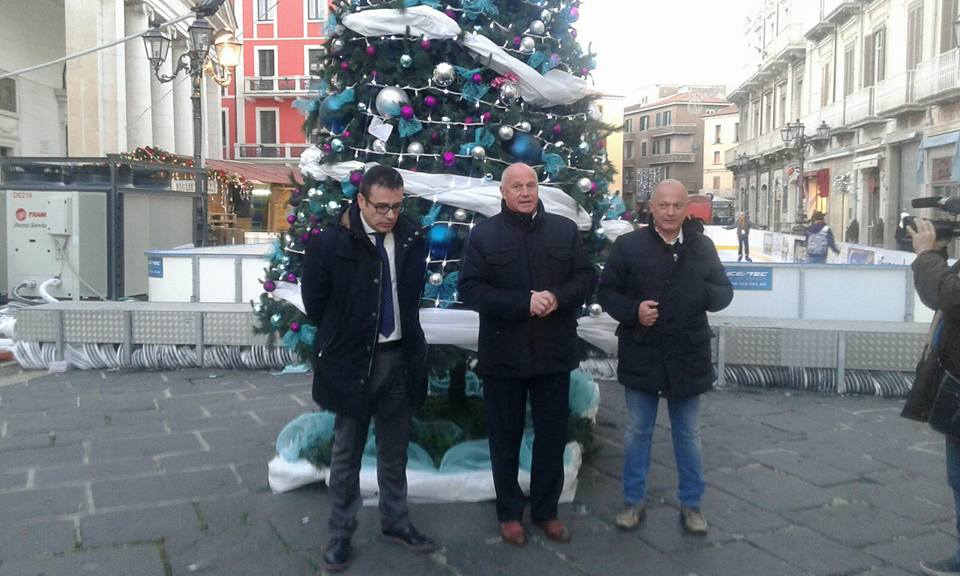 ‘Natale in… Comune’, a Campobasso l’allegria delle maitunate per salutare il 2015