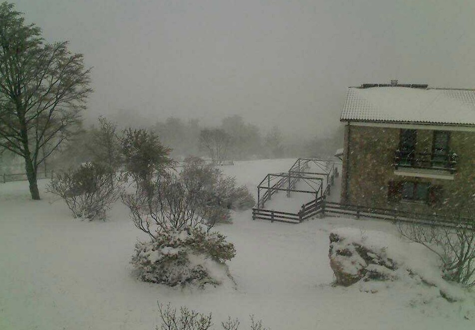 25 aprile all’insegna del maltempo, a Capracotta torna la neve