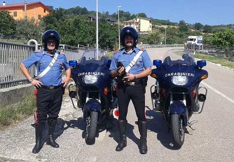 I Carabinieri salvano un gattino sull’Isernia-Pesche