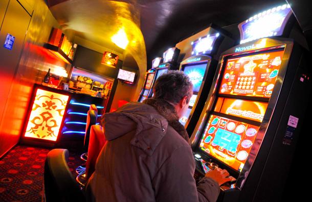 Jackpot City l anuova sala giochi in via canevari, slot