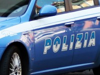 Pregiudicati in giro per la città allontanati dalla polizia