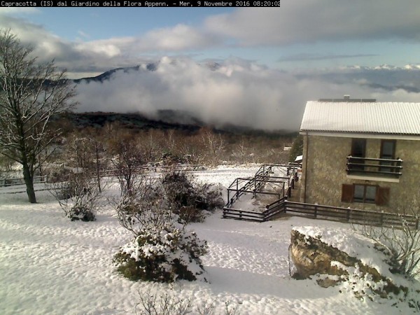 Arriva l’inverno, prima neve a Capracotta