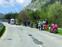 Strade in pessimo stato, l’Abruzzo le vieta alle moto