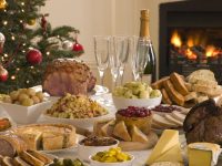 Cenoni, tamponi e mascherine: le restrizioni del ‘decreto Natale’