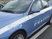 Campobasso, lancia oggetti dalla finestra e minaccia di farla finita: attimi di paura in via Gramsci