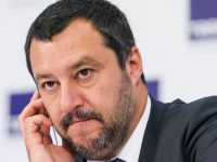 Sea Watch come la Diciotti, pronto il ricorso contro Salvini