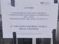 Canile di Campobasso, riesplode la polemica: ai volontari è vietato persino usare la scopa