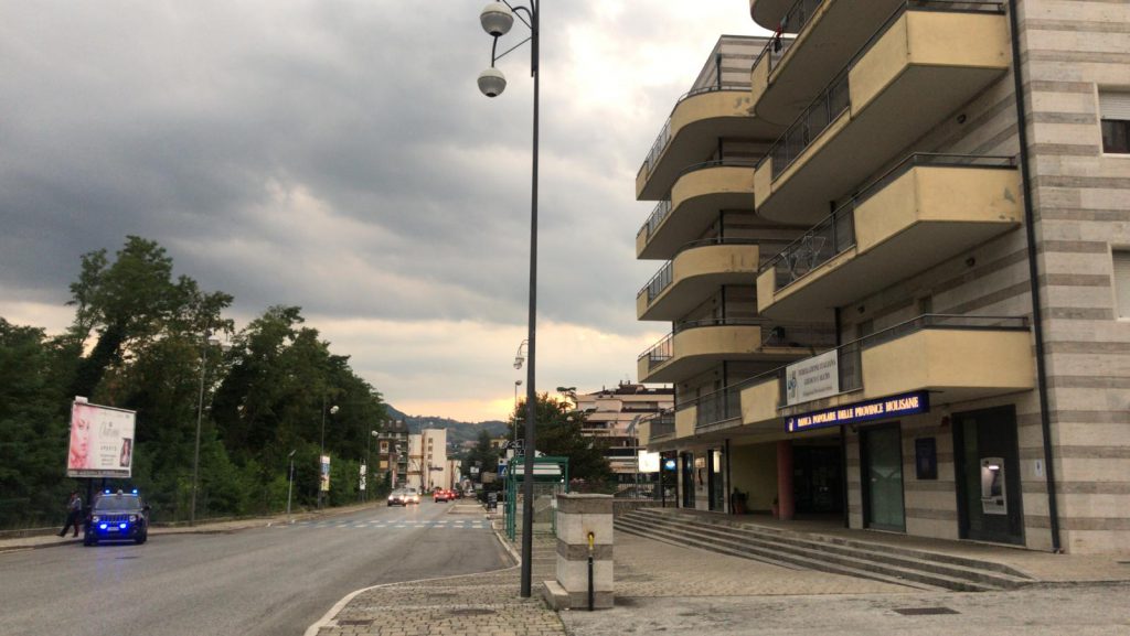 Migranti a Isernia, stop ad altri arrivi e una rigida quarantena per quelli già ospitati