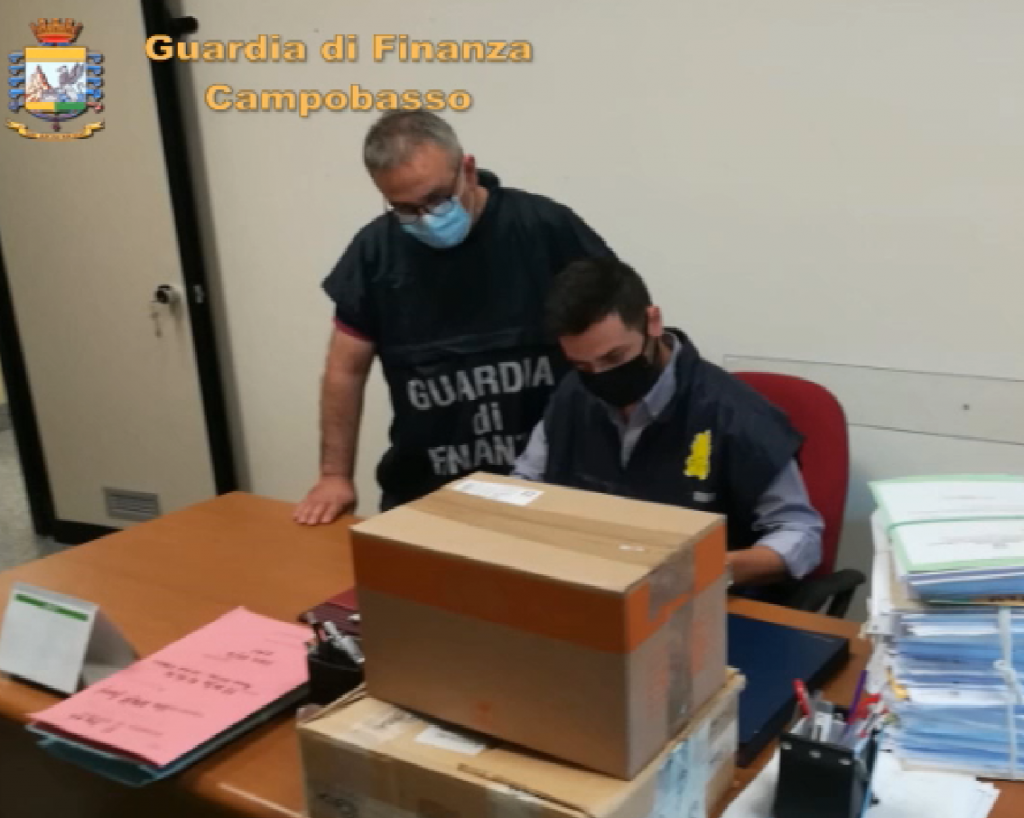 Le Fiamme gialle incastrano un altro evasore, maxi sequestro da 340mila euro