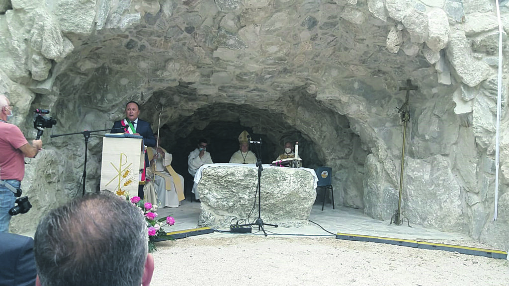 Piccola Lourdes a Bosco Corundoli, l’inaugurazione