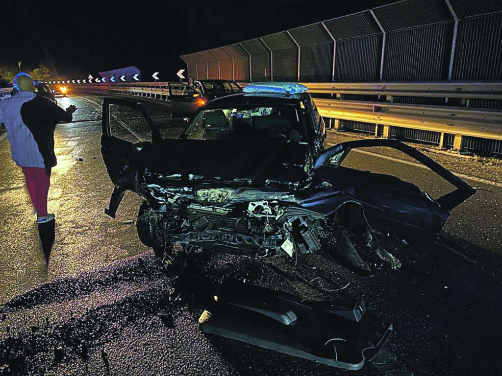 Schianto sulla Venafrana, auto distrutte e tre feriti