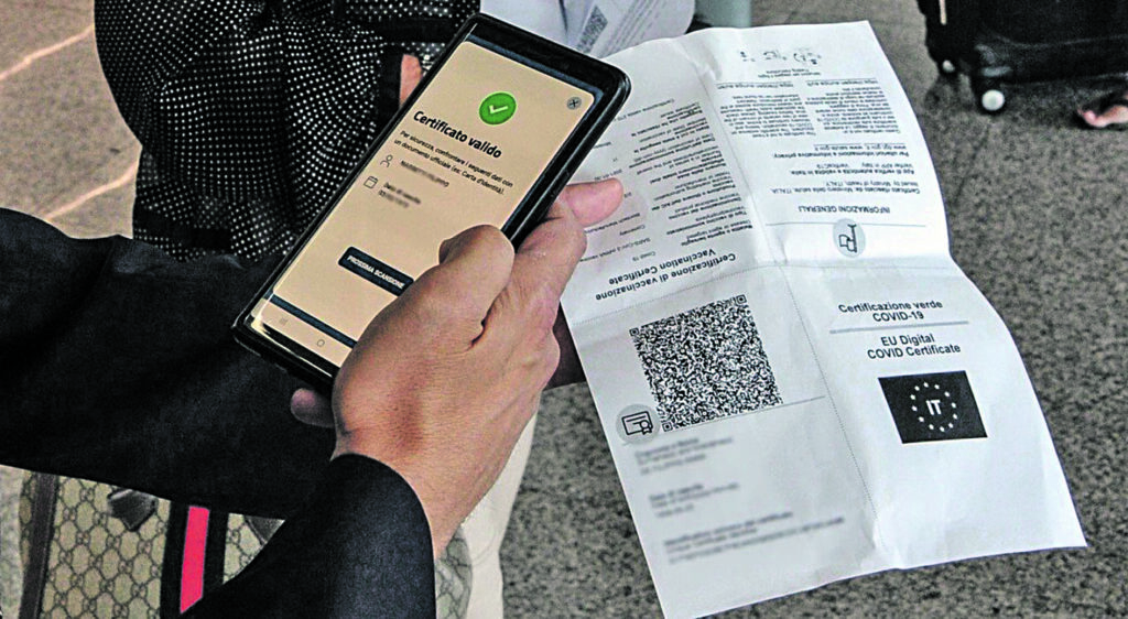 Guarita otto mesi fa e con troppi anticorpi per fare il vaccino: green pass ‘vietato’