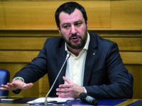 Foto Fabio Cimaglia / LaPresse
23-01-2018 Roma
Politica 
Camera dei Deputati. Conferenza stampa di Matteo Salvini
Nella foto Matteo Salvini

Photo Fabio Cimaglia / LaPresse
23-01-2018 Roma (Italy)
Politic
Chamber of Deputies. Press Conference by Matteo Salvini
In the pic Matteo Salvini