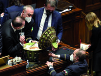 epa09712349 A moment of the vote at the Lower House (Chamber of Deputies) in Rome, Italy, 27 January 2022. Italian lawmakers from both houses of Parliament and regional representatives on 27 January are taking part in the fourth ballot of the presidential election, after the first three rounds of voting proved inconclusive.  EPA/ETTORE FERRARI / POOL