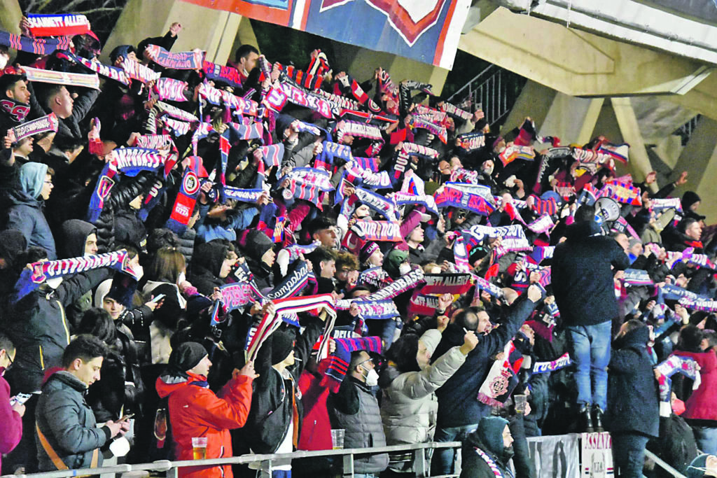 Grande Lupo ma non basta: il Palermo fa 2-2 nel finale