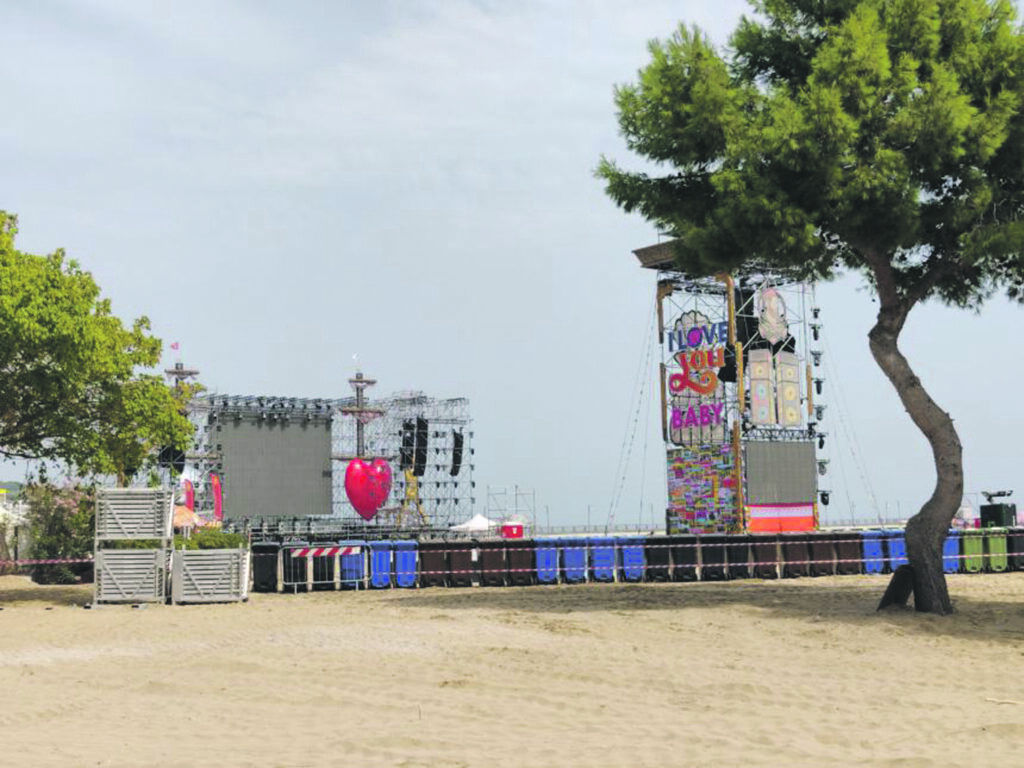 Jova Beach Party, in 5mila dal Molise