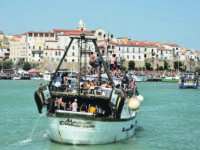 San Basso torna a solcare il mare, processione di gioia