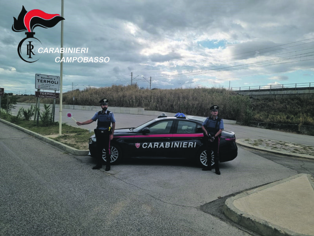 Termoli. Aggredisce e scippa la collana a un pensionato sul lungomare