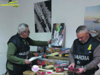 Isernia. Fuochi d’artificio illegali occultati fra le mozzarelle