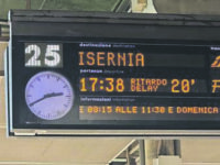 Roma-Isernia in treno, settimana da dimenticare: convogli ‘fermati’ dai roghi