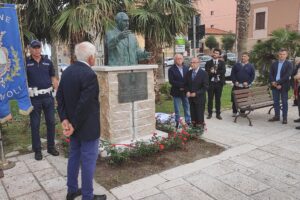 Termoli onora con un busto la memoria di Girolamo La Penna