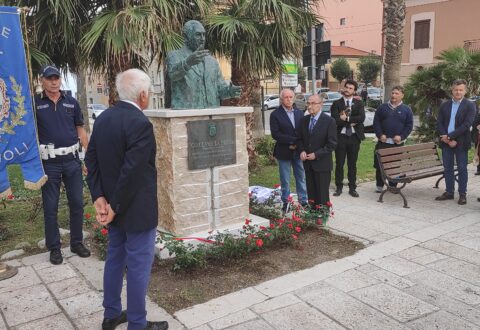 Termoli onora con un busto la memoria di Girolamo La Penna