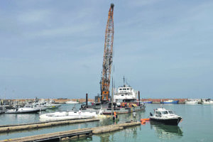 Momenti di terrore in mare, il Nonno Rocco speronato dal Tortuga