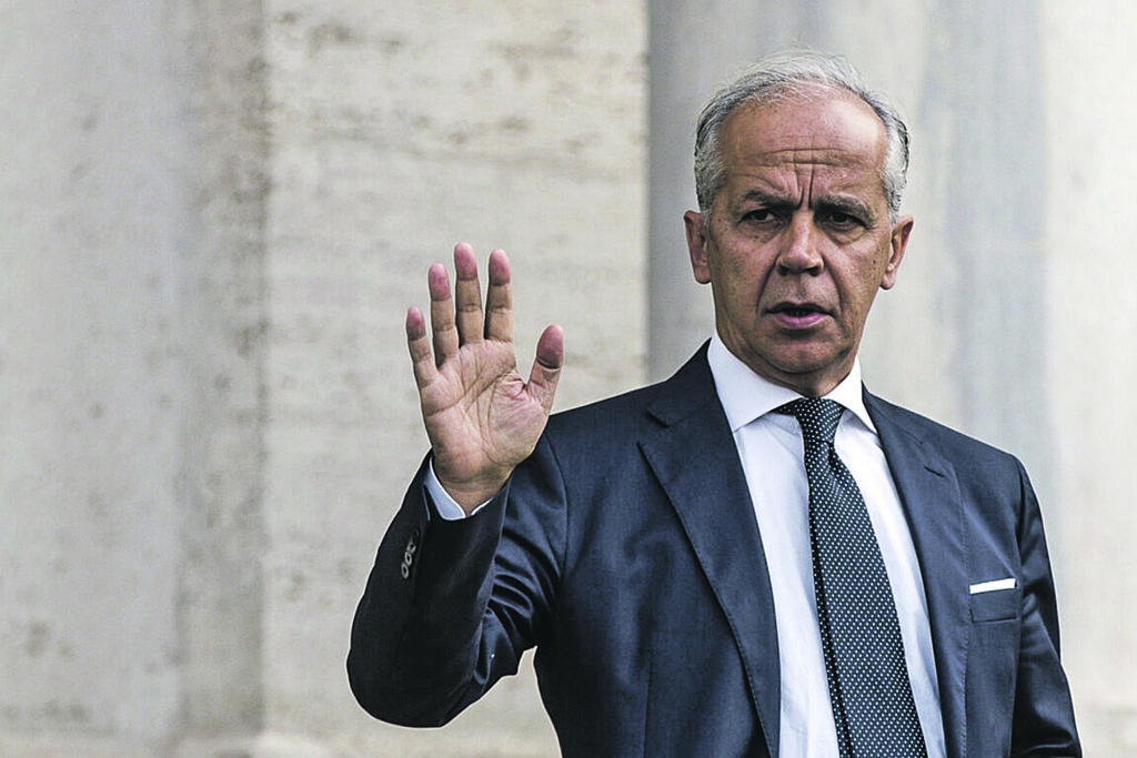 Italian Minister of the Interior Matteo Piantedosi arrives at the Quirinal Palace for the swearing-in ceremony in the presence of Italian President Sergio Mattarella, for the new government, in Rome, Italy, 22 October 2022. ANSA / ANGELO CARCONI