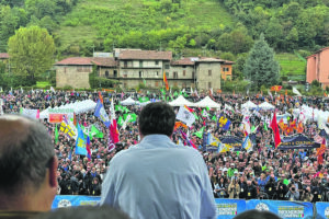 Pontida 2024, Salvini rivendica l’autonomia: «Indietro non si torna»