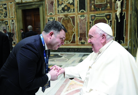 Diocesi senza vescovo, Saia si appella al Papa