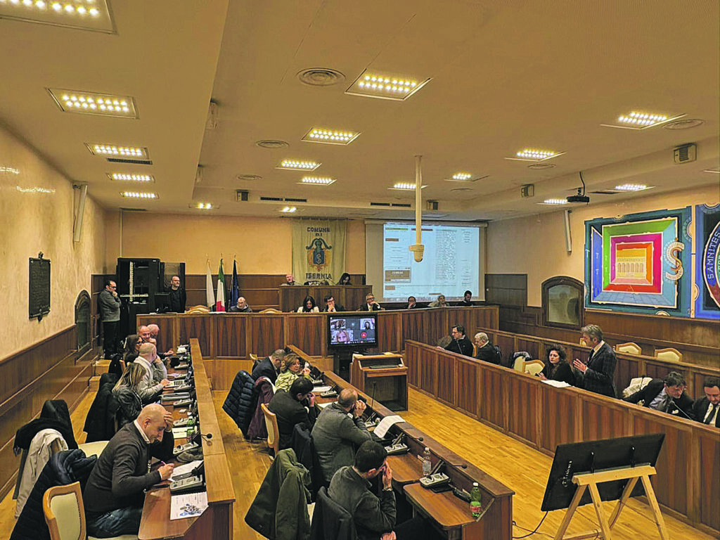 Isernia. Passano bilancio e Dup: ok a investimenti per 30 milioni di euro