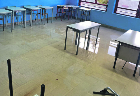 Isernia. Piove in aula: studenti dell’Itis in protesta