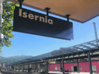 Treni, che ‘passione’ per i pendolari: altra giornata di disagi sulla tratta per Roma