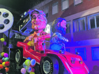 Larino. «Che saranno due gocce?» Sfilata ritardata ma il Carnevale è una festa