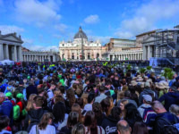 Il mondo a Roma per dire addio al “Papa degli ultimi”