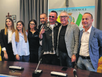 Gigi D’Alessio: «Termoli è casa mia, quanto relax»